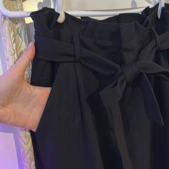 VERO MODA | Black Paper Bag Trousers - Picture 4 of 10